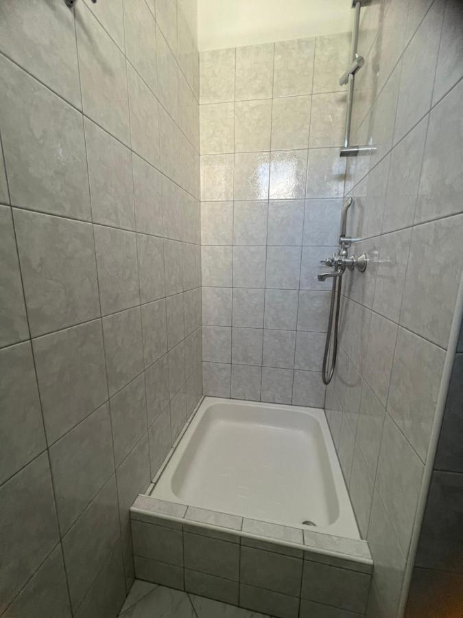 Apartments Jurisic Baška Voda Extérieur photo