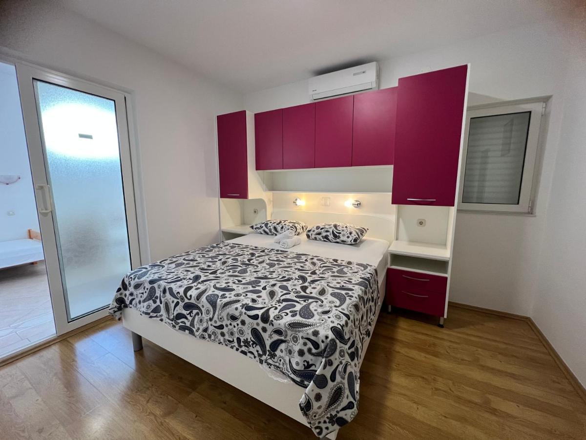 Apartments Jurisic Baška Voda Extérieur photo