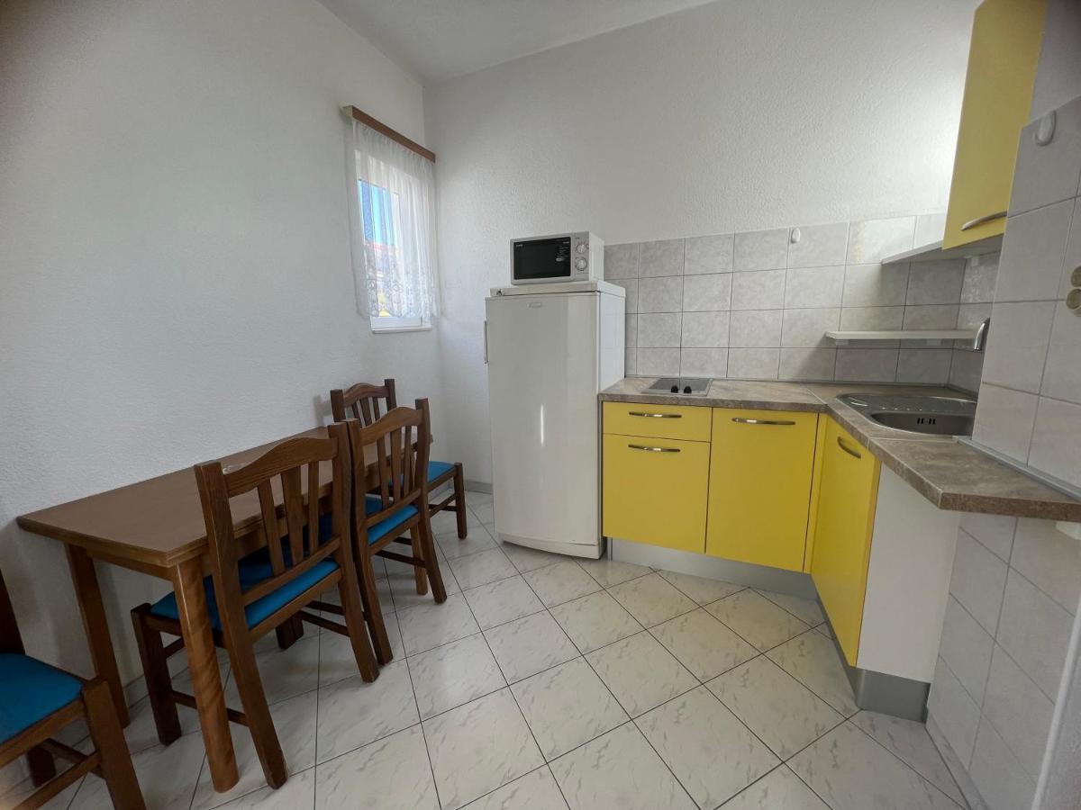 Apartments Jurisic Baška Voda Extérieur photo