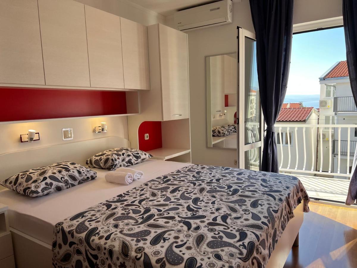 Apartments Jurisic Baška Voda Extérieur photo